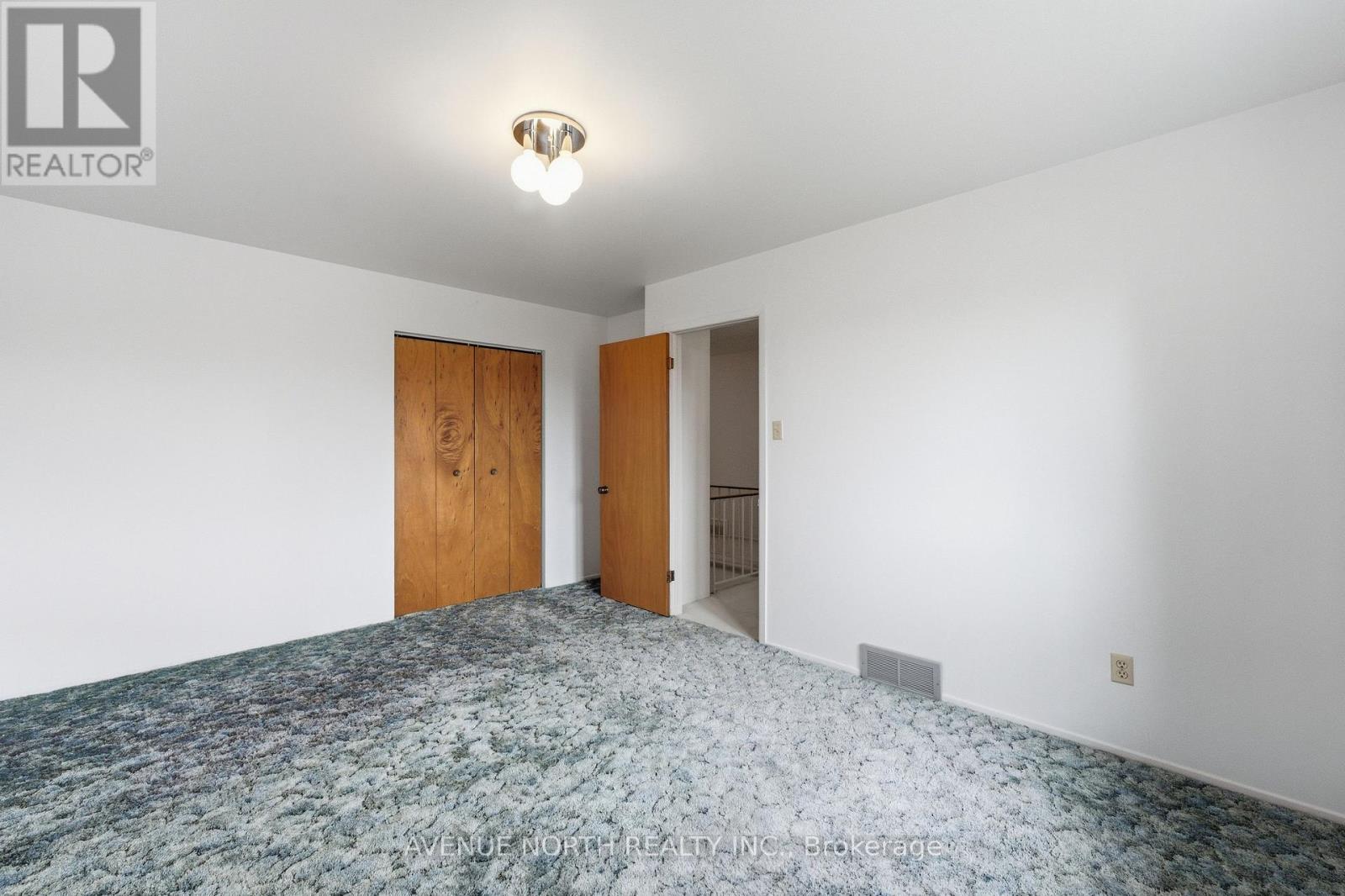 1283 SURREY AVENUE - Image 28