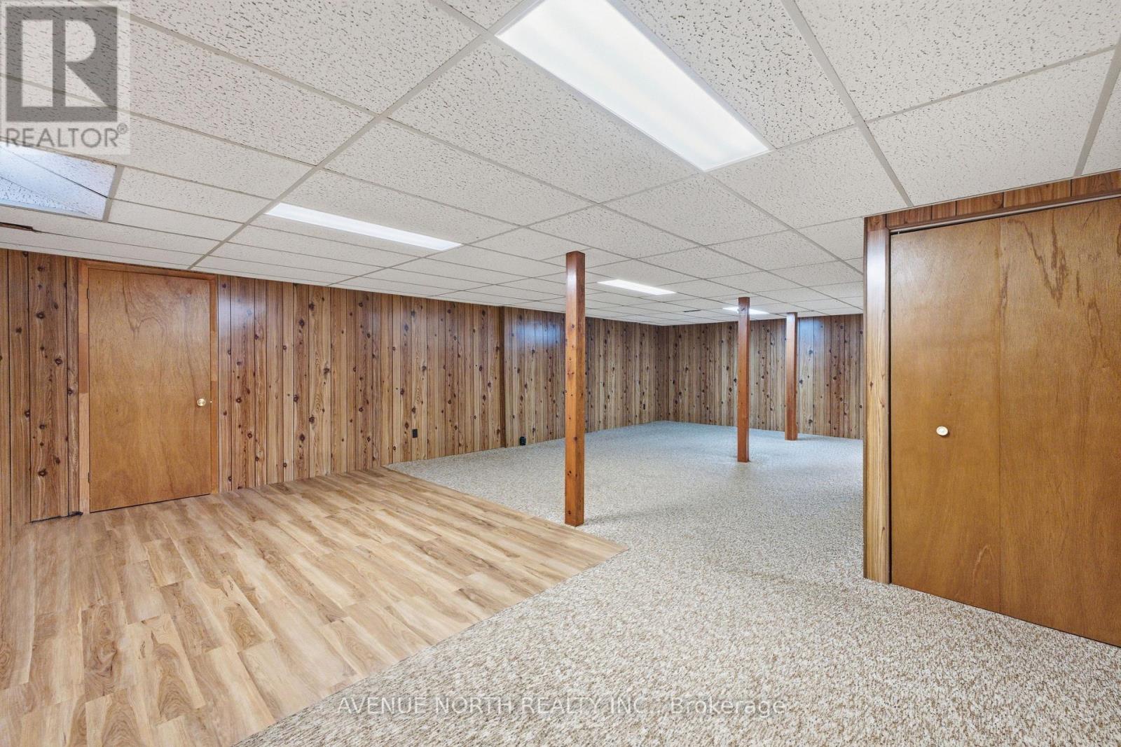 1283 SURREY AVENUE - Image 35