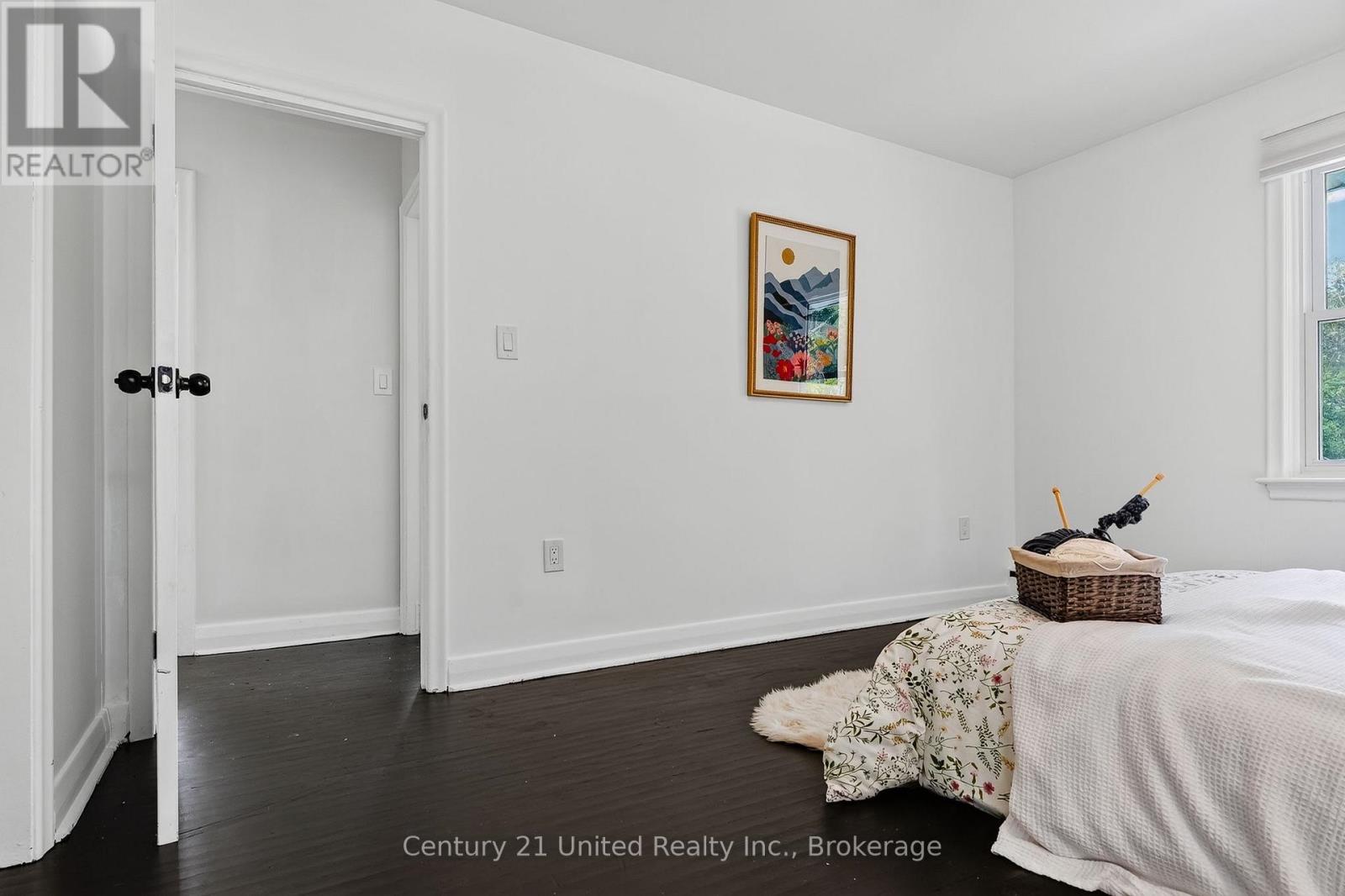 108 JAMES STREET E - Image 27