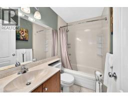155 Strathcona Close Sw, Calgary, AB T3H1L2 Photo 20