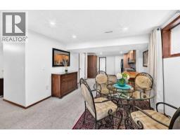 155 Strathcona Close Sw, Calgary, AB T3H1L2 Photo 24