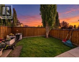 155 Strathcona Close Sw, Calgary, AB T3H1L2 Photo 31