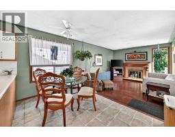 155 Strathcona Close SW - photo 5