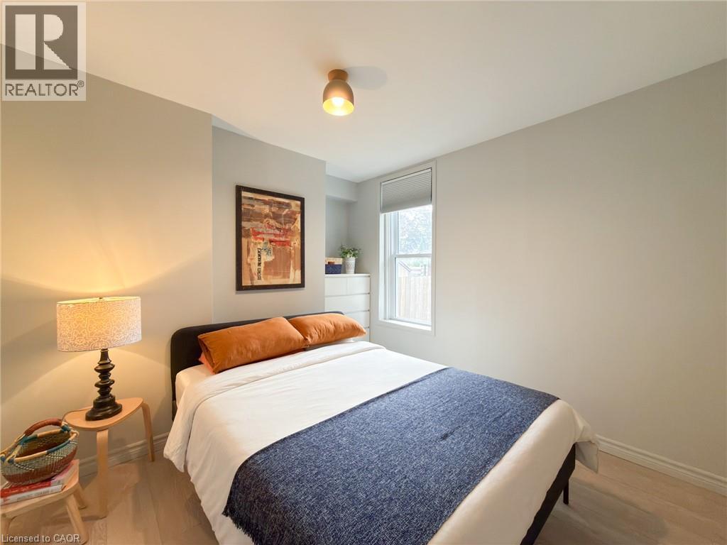 86 GREEN Street - Image 16