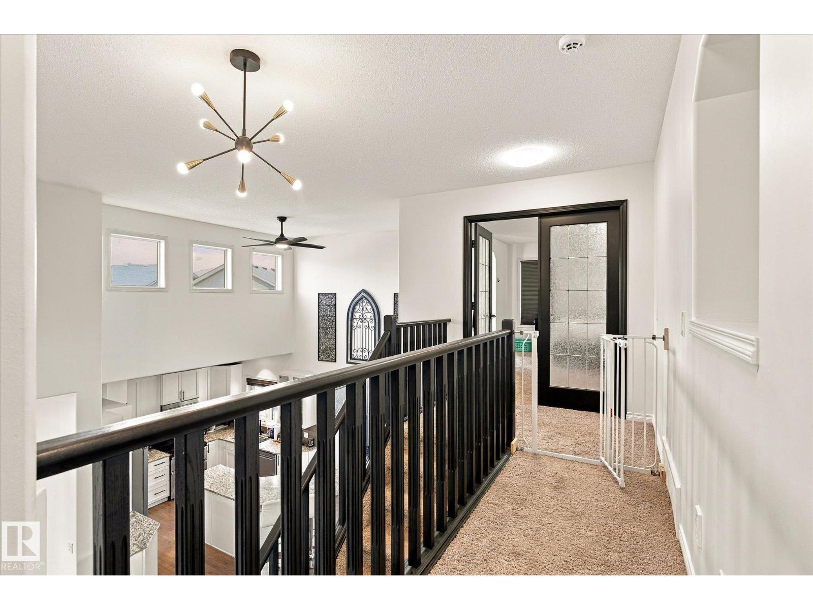 10405 98 ST - 25