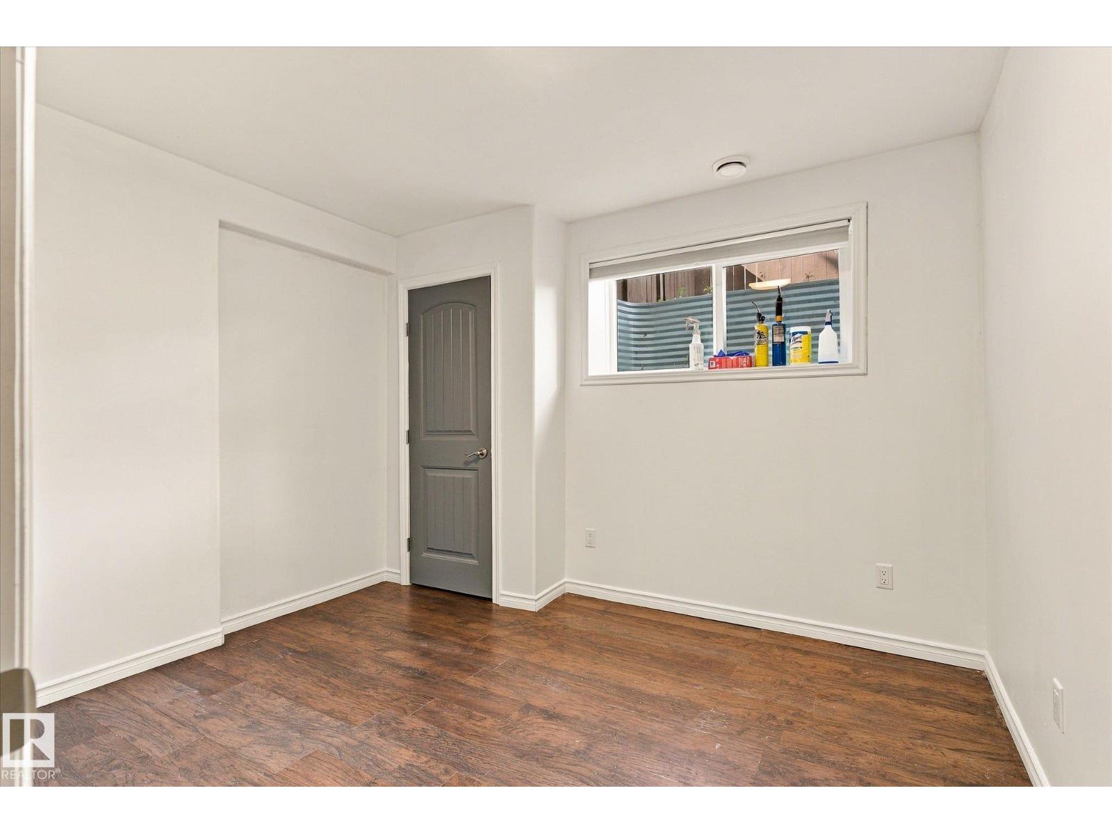 10405 98 ST - 45