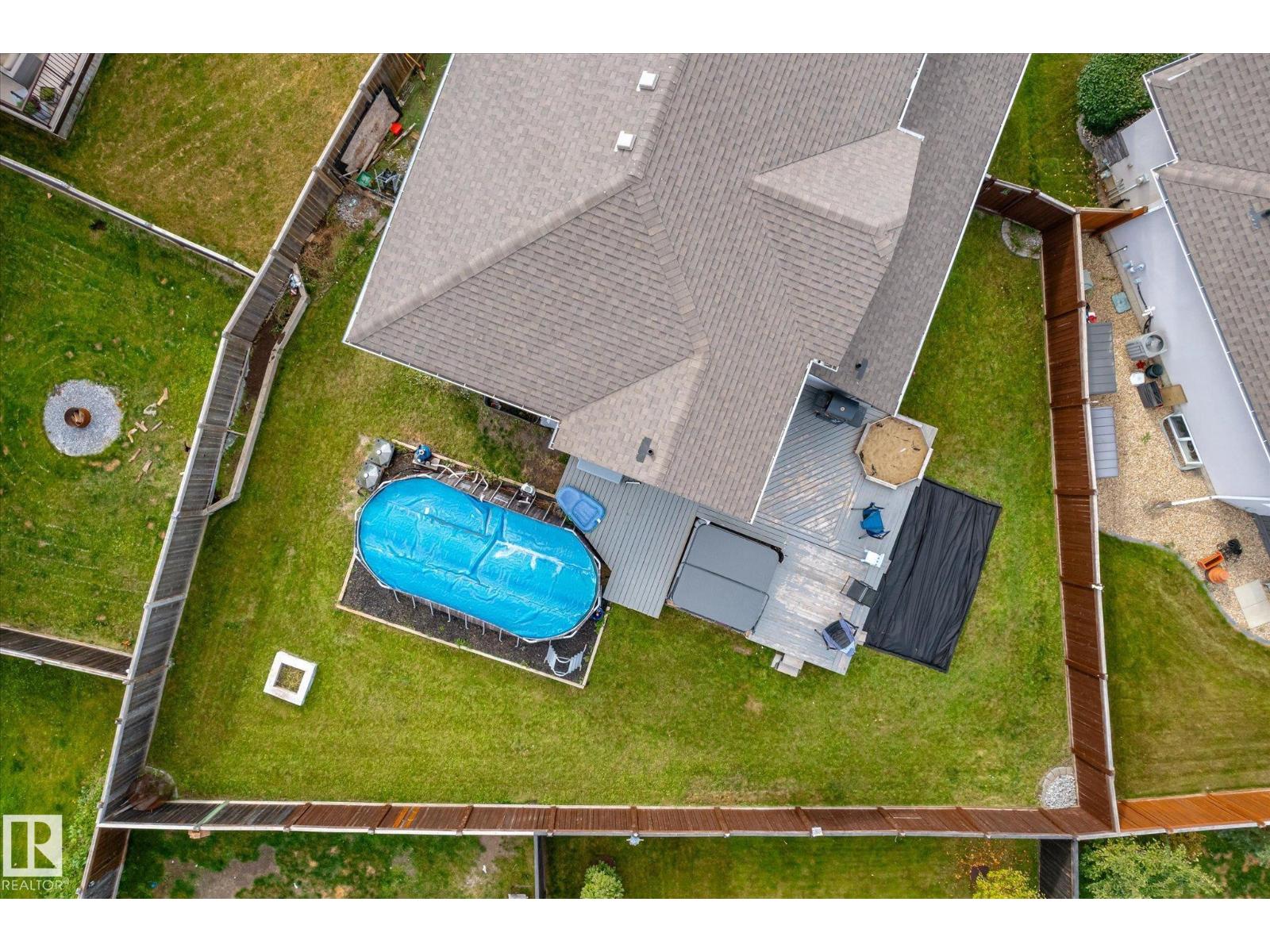 10405 98 ST - 56