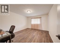 521 Snowdrop Court, Kitchener, ON N2E4G4 Photo 25