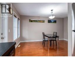 12 Royal Oak Lane NW - photo 12