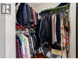 12 Royal Oak Lane NW - photo 18