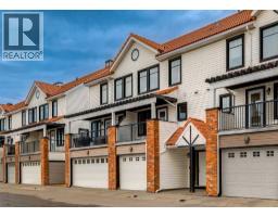 12 Royal Oak Lane NW - photo 2