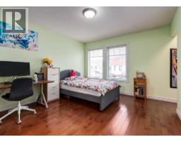 12 Royal Oak Lane NW - photo 20