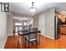 12 Royal Oak Lane NW - photo 9