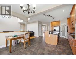 280135 Township Road 242  SE - photo 8