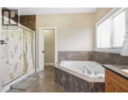 280135 Township Road 242  SE - photo 30