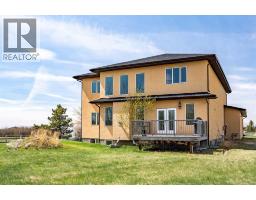 280135 Township Road 242  SE - photo 40