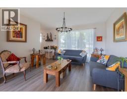 1721 20 Street S - photo 7