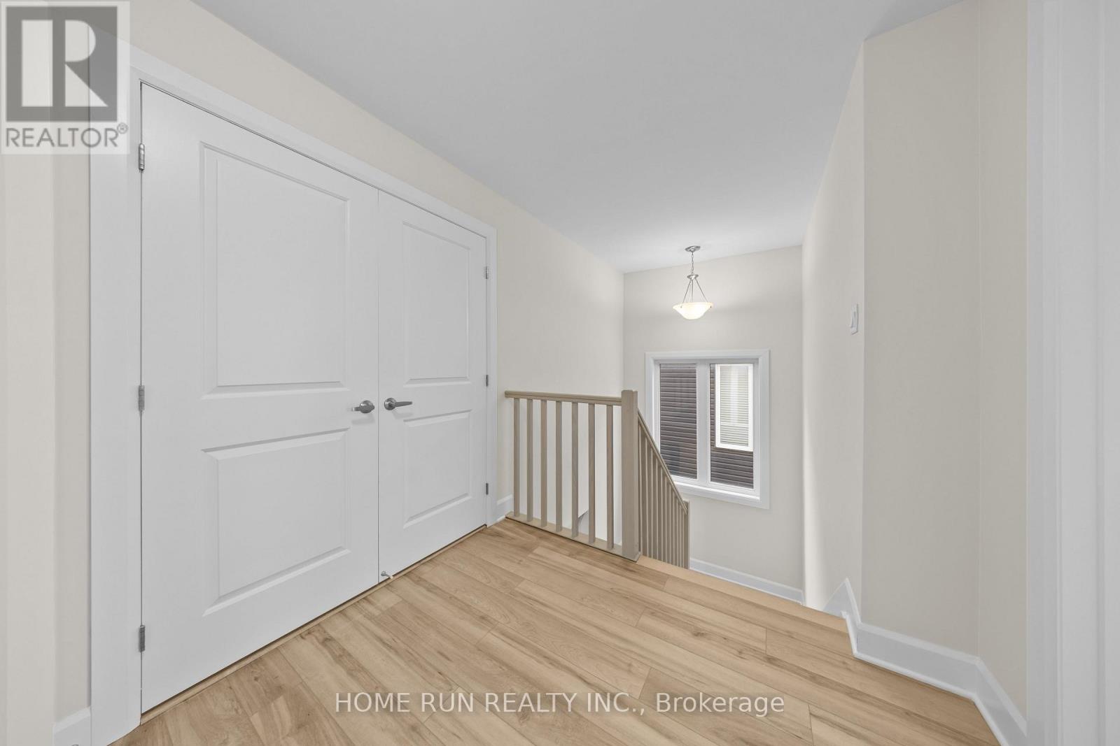 55 ROBERTSON LANE - Image 20