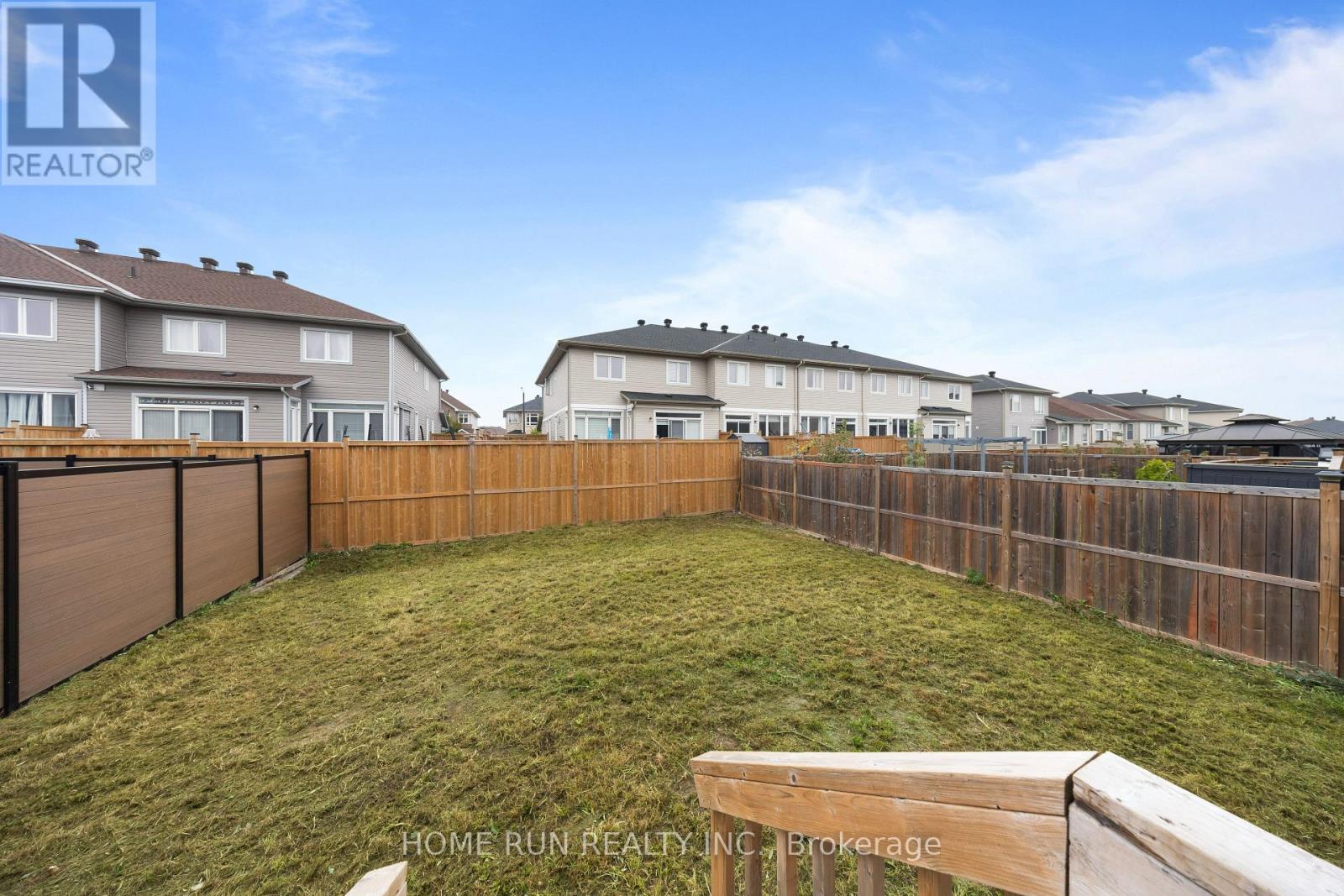 55 ROBERTSON LANE - Image 38