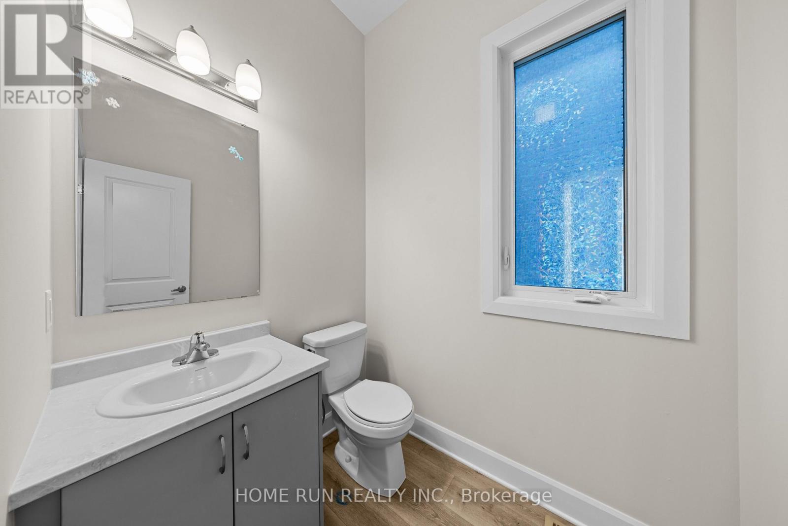 55 ROBERTSON LANE - Image 8