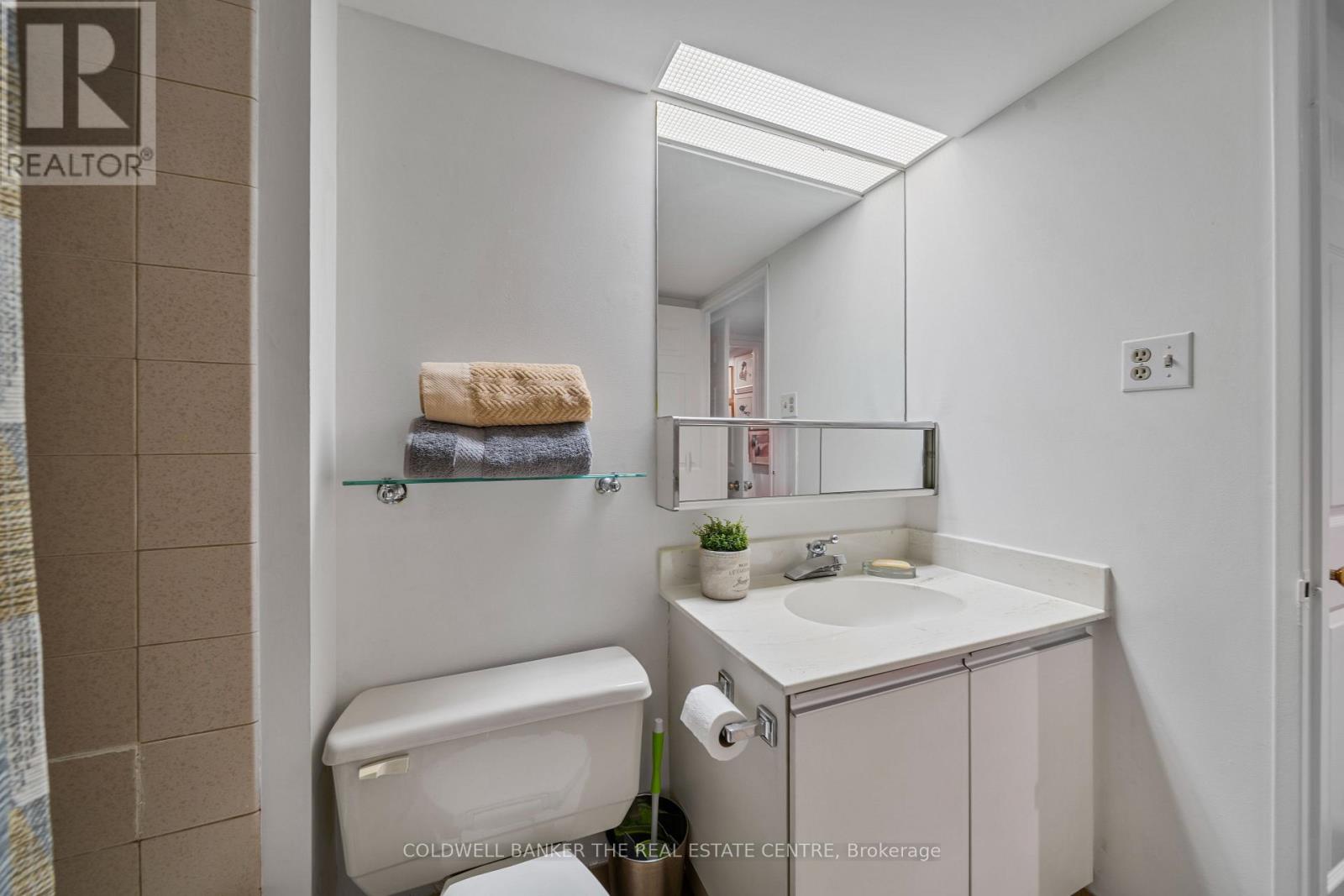 1007- 701 King Street West, Toronto, ON photo 33