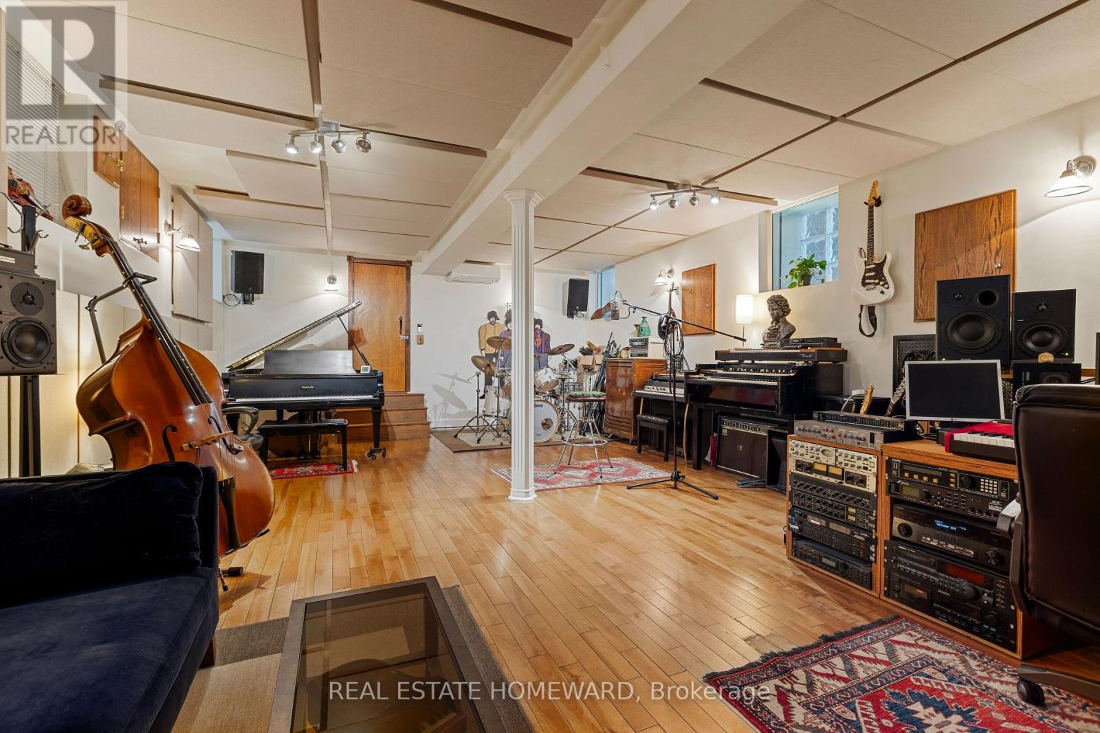 174 HEWARD AVENUE - Image 31