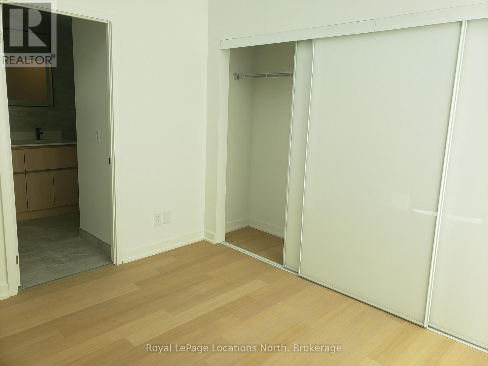 31 Huron Street — photo 26