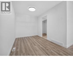614 Marlborough Way Ne, Calgary, AB T2A2V9 Photo 10