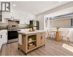 614 Marlborough Way Ne, Calgary, AB T2A2V9 Photo 13