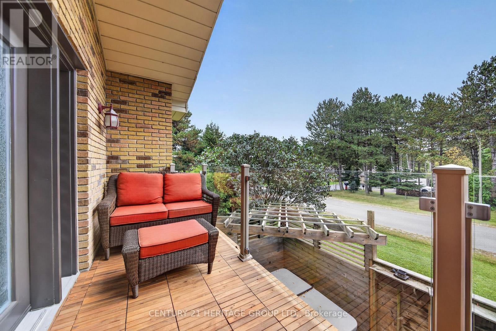 1 ARTHUR EVANS CRESCENT - 15