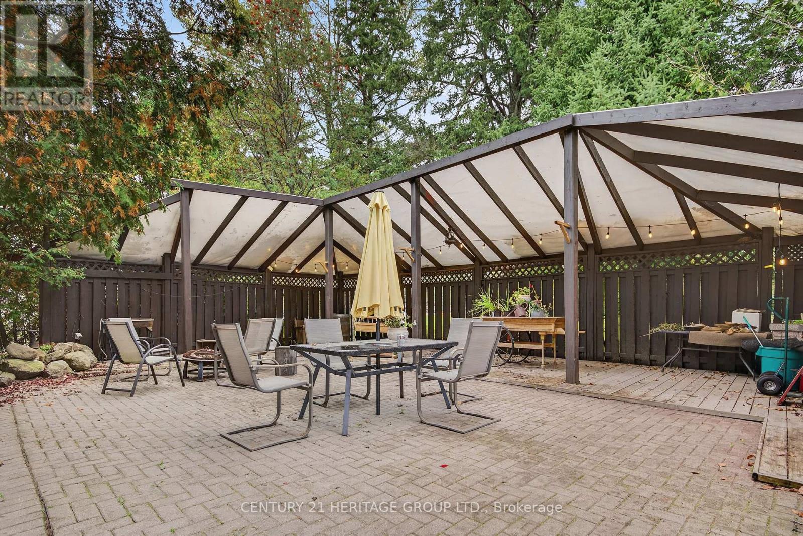 1 ARTHUR EVANS CRESCENT - 45
