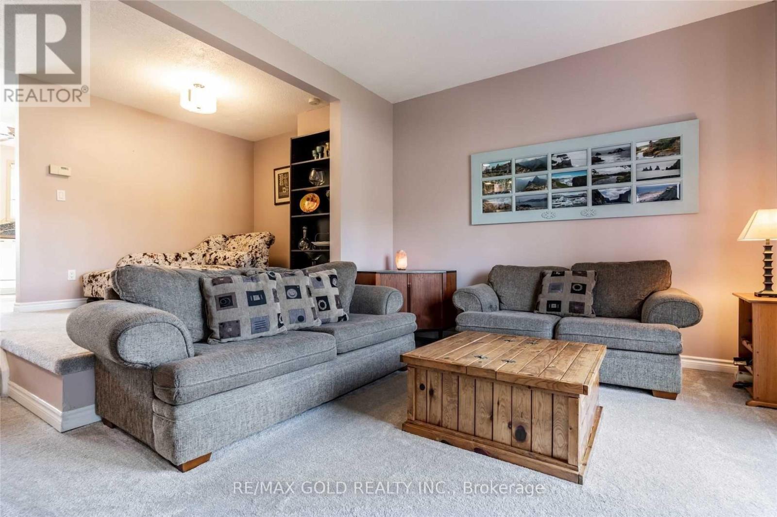 6 Loconder Drive — photo 4
