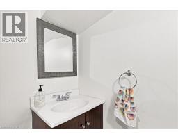 40 Guelph Street, Kitchener, ON N2H5W8 Photo 24