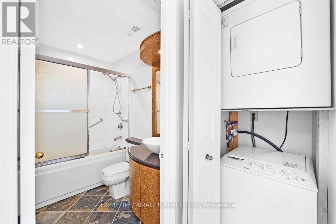 #505 36 JAMES STREET S - 13