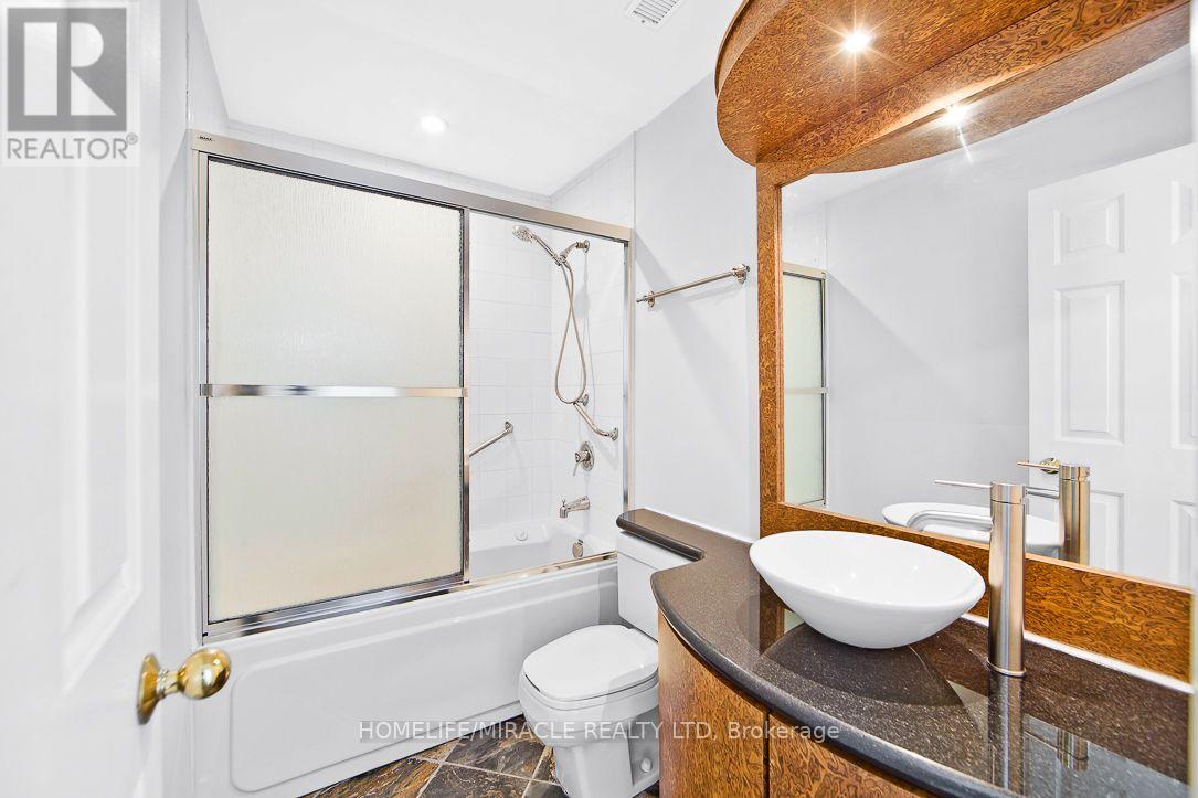 #505 36 JAMES STREET S - 14
