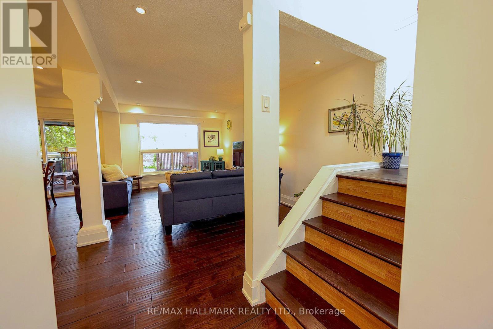 781 PAM CRESCENT - Image 19