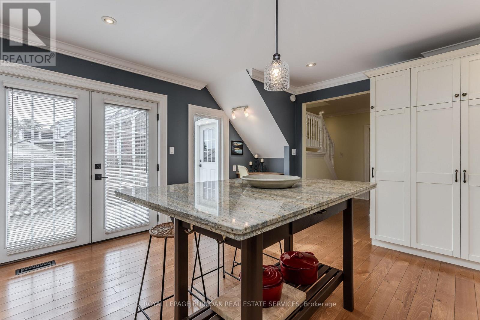 849 BEACH BOULEVARD - Image 10