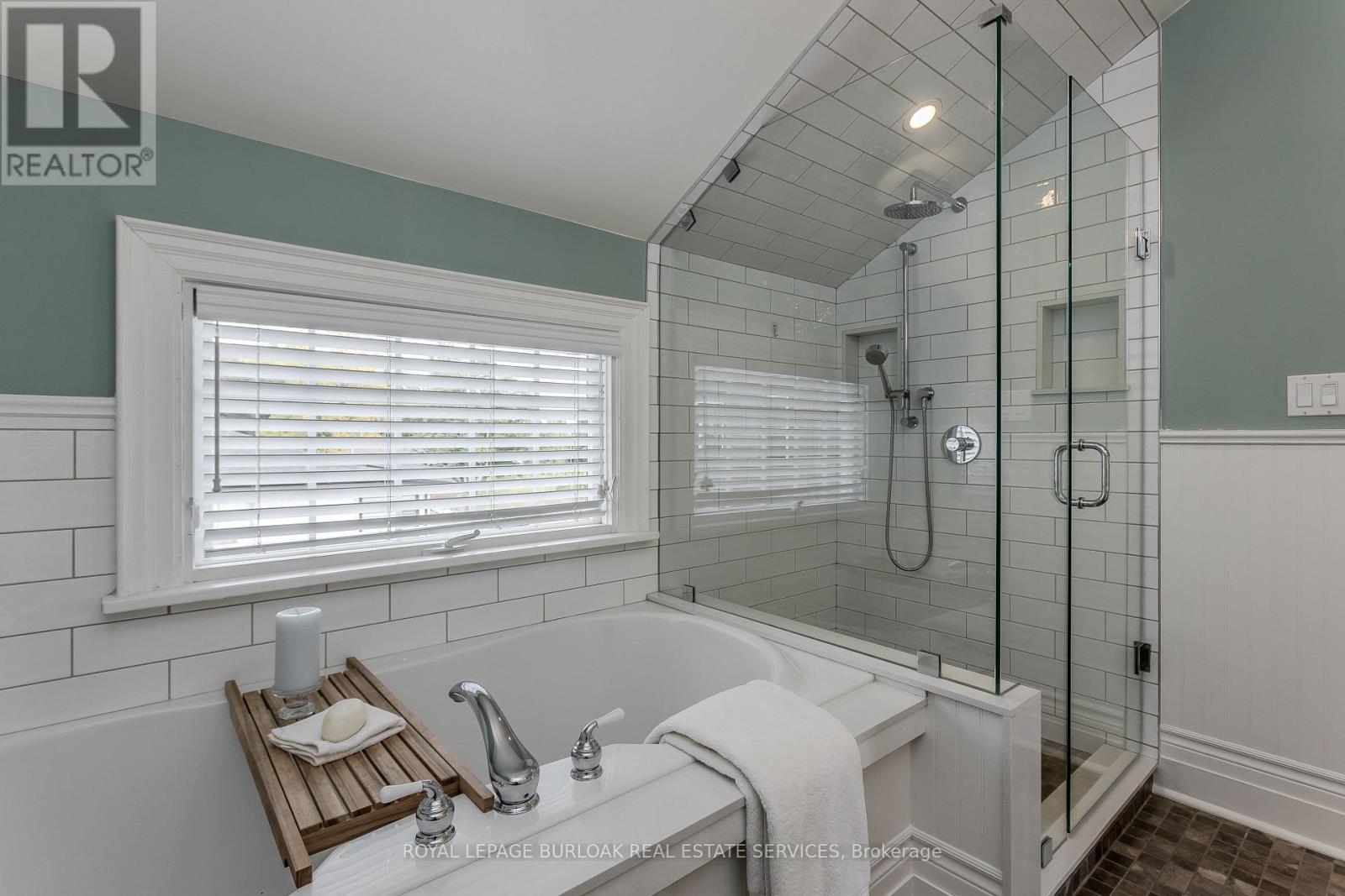 849 BEACH BOULEVARD - Image 22