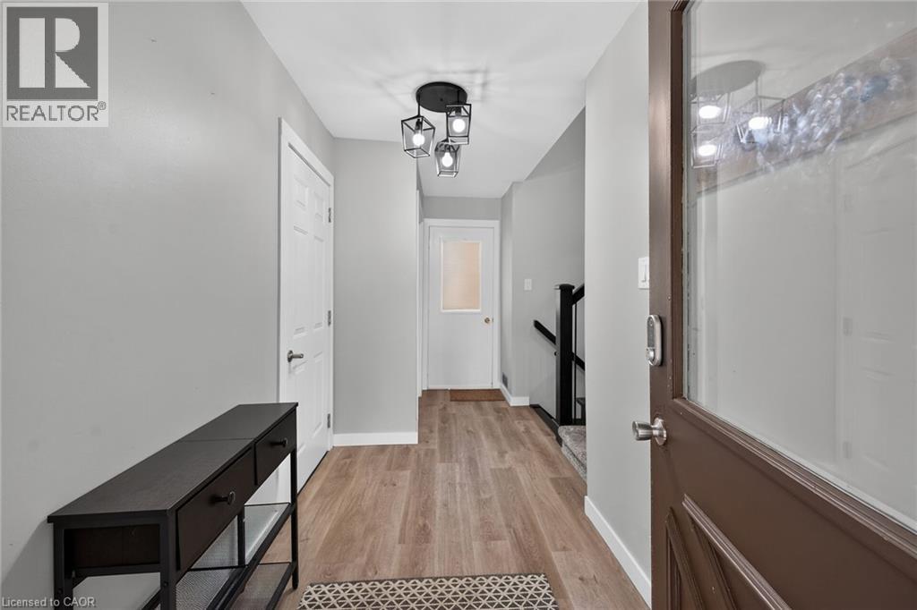 15 MILLER Crescent - Image 4