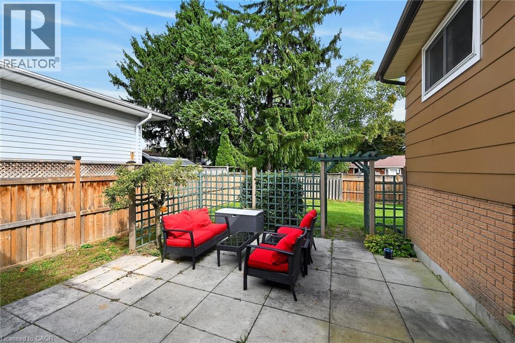 15 MILLER Crescent - Image 34
