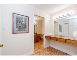 13511 Woodcrest Drive, Surrey, BC V4P1W3 Photo 16
