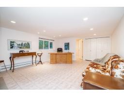 13511 Woodcrest Drive, Surrey, BC V4P1W3 Photo 31