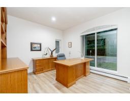 13511 Woodcrest Drive, Surrey, BC V4P1W3 Photo 15