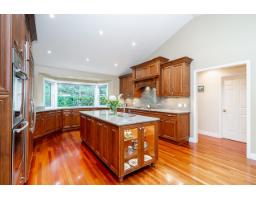 13511 Woodcrest Drive, Surrey, BC V4P1W3 Photo 8