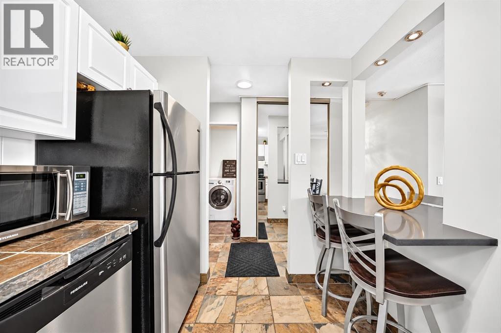 #206 1810 11 Avenue SW - 11