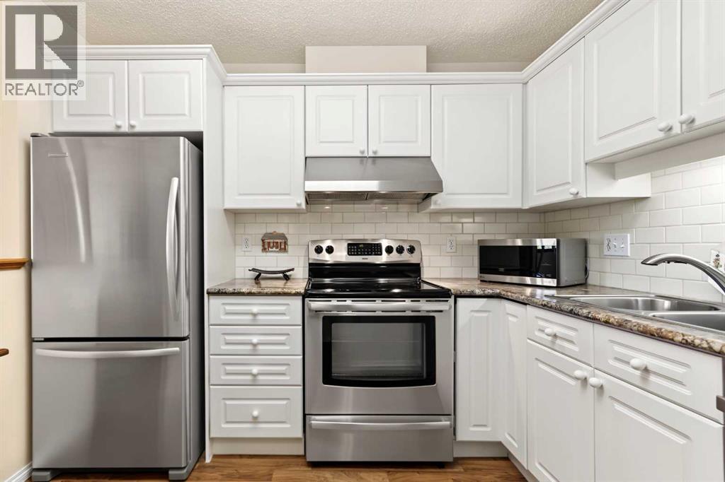 #, 3308 Sienna Park Green SW - 8