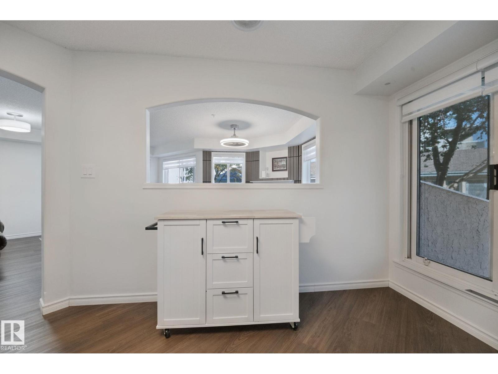 #111 182 HADDOW CL NW - 15