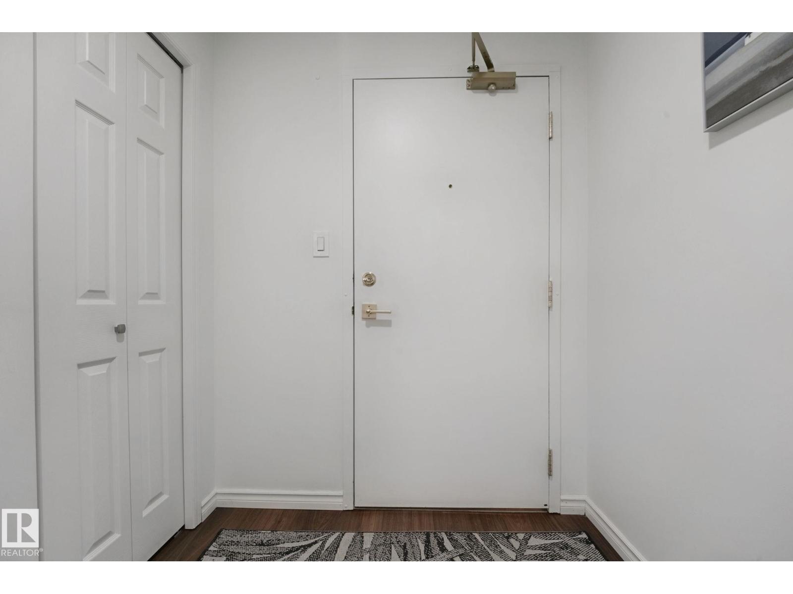 #111 182 HADDOW CL NW - 6