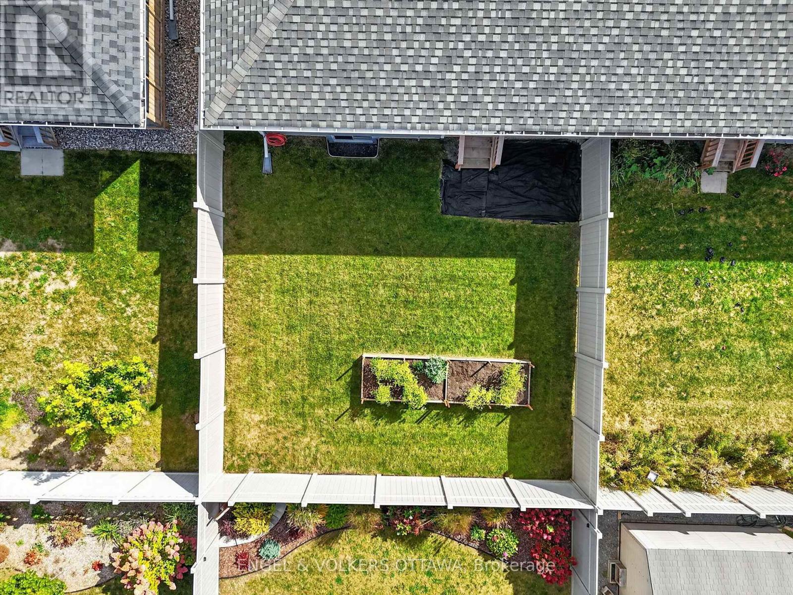 4 ERNIE GODIN WAY - Image 44