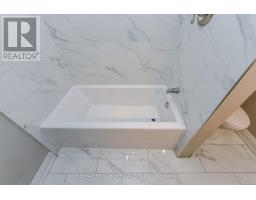 Upper Portion - 137 Avondale Boulevard, Brampton, ON L6T1H5 Photo 32